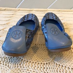 Tory Burch Blue Snakeskin Size 10